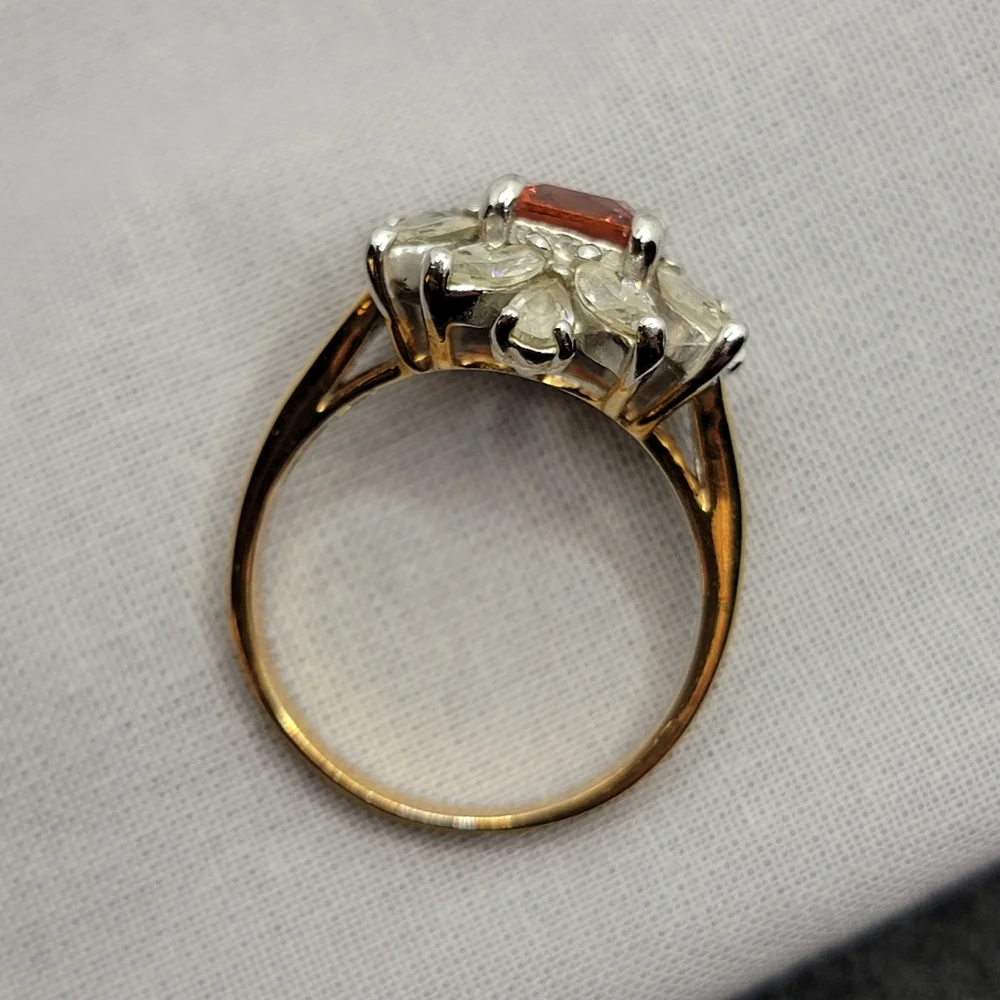 Gorgeous Vintage Sunburst Cocktail Ring Simulated Garnet and Diamond
